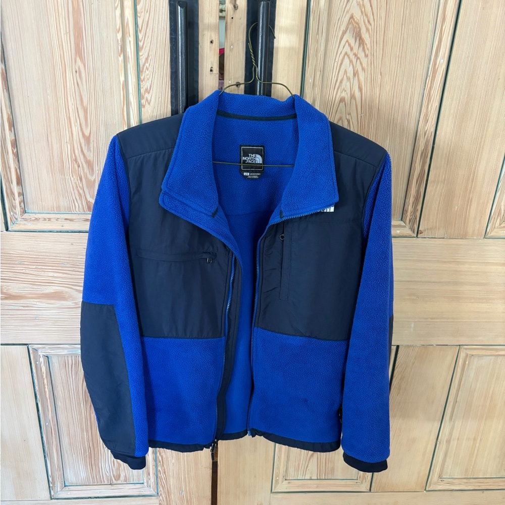 Men's size Large North Face Jacket